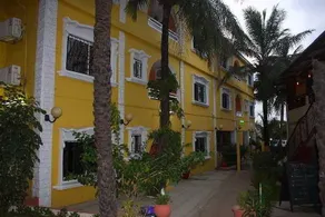 Calabash Apartment-Hotel - Image 4