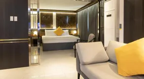 Star Plaza Hotel - Image 3
