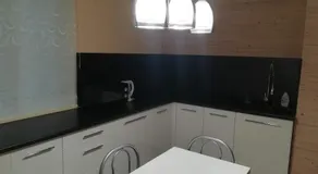 Igor House - Image 4