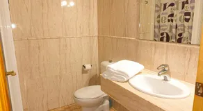 Hostal Gran Via Levante - Image 2