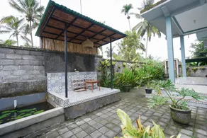 Urbanview Villa Pondok Uma Sari Ubud - Image 2