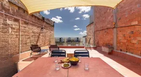 Key Barcelona Sagrada Familia House Terrace - Image 4