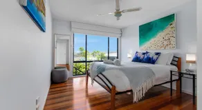 Sunshine & Sea Breezes at Malua Bay - Image 2
