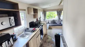 New 2 bed holiday home with decking in Rockley Park Dorset near the sea - Image 3
