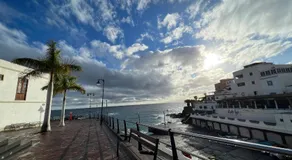 Alquiler de Habitación privada con baño compartido cerca al Mar! - Image 2