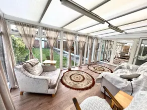 Surrey Street Retreat - Image 3