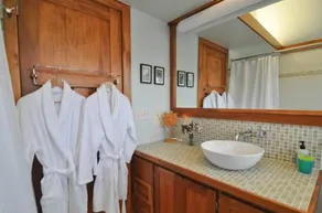 Baxter House Bed & Breakfast and Apartment - Image 2