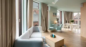 Redstone Apartments & Boutique Suites - Image 2