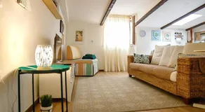 LAVINIA'S SWEET HOME - Image 2