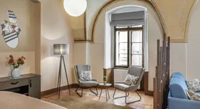 3 Epoques Apartments by Adrez - Image 2