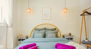 Idéal PRO & Couple - 2 Logements Thème Boho Chic RDC & Dandy 1er étage - Quartier Calme - Jardin - WIFI HD - Smart TV - Parking Gratuit - Proche Centre & Transports - Ask Home - Image 2