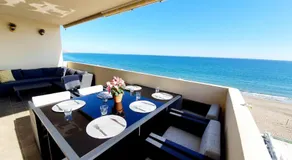 Front Row Penthouse Apartment on Carvajal Beach - Image 5