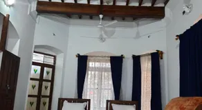 Heritage Home, Hampe's - Image 2