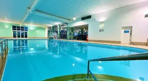 Sea Breeze, Vintage 90, Luxury 2 bed Lodge, Skegness, 2 friendly - East Coast Holidays - Image 3