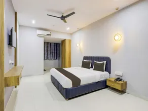 Hotel O Black Birds - Image 1