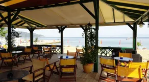 Captain's Beach Apartments - Image 3