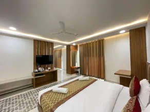 Hotel Santoor - Image 2