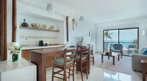 Villa Premiere Boutique Hotel & Romantic Getaway - Adults Only - Image 4