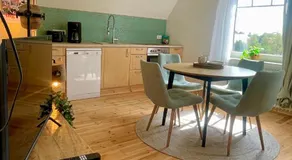 Knut's Nest - Image 3