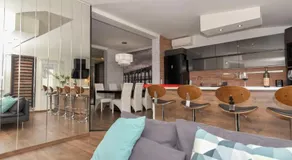 Nightingale Luxury Apartment - Image 3