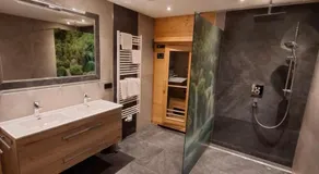 Appartamento adatto alle famiglie con griglia, giardino e terrazza - Image 2
