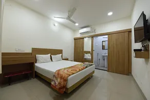 Hotel Mayur - Image 2