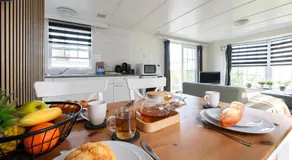 64, Charming Nature Retreat, Near Efteling, with Private Parking & Garden - Image 3