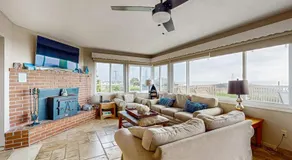 Cozy Carmet Cottage - Image 4