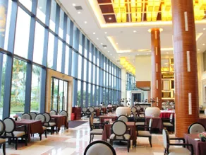 Badminton Hotel - Image 3