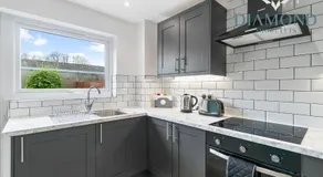 Grangemouth, 3 Bed House, Free Parking, Business or Leisure - Image 5