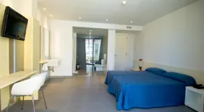 Hostal La Creu - Image 2