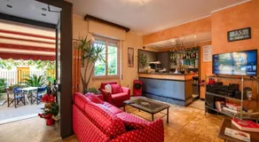 Hotel Piccadilly - Image 2