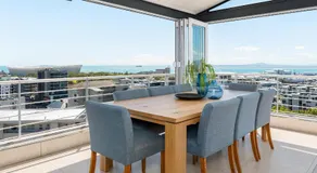 Harbour Terrace Luxury Apartments - Image 4