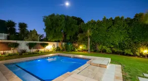 Millard Crescent Guest House - Image 5