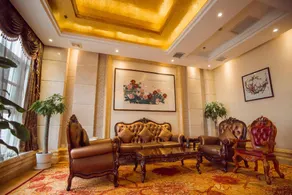 Huayin International Hotel - Image 5