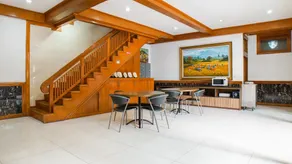 Nice Guesthouse - Image 4