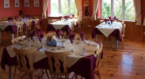 Keane's Bar & Restaurant - Image 5