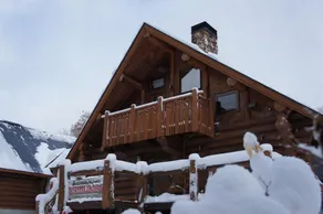 Mori no Log Hotel Kamloops - Image 4
