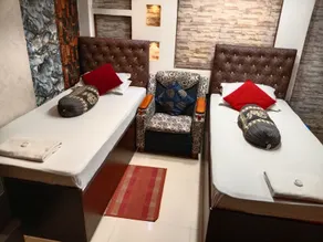 Hotel Paying Guest ( Rooms & Food) - Image 2