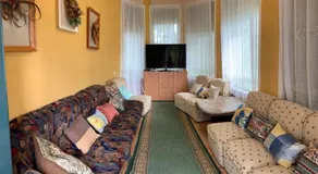 Edit Villa - Image 2