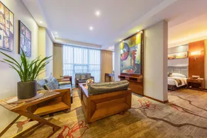 Yichang Guobin Bandao Hotel - Image 3