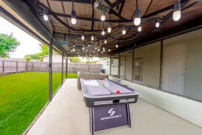 Delray House With Hot tub & Game Room - Image 3