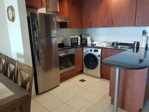 Stylish 1BR Apartment! Near Metro & Stroll to Dubai Marina - Image 5