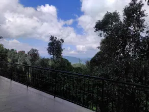 Jujurana Shoghi-Spacious 2BHK:ValleyViews, Balcony - Image 3