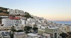 Entire house with mountain and sea view - Image 3