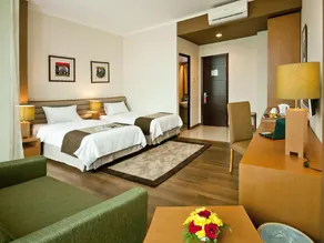 Point C Hotel - Image 2