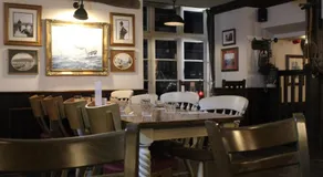 Bridport Arms Hotel - Image 2