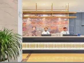 Magnotel Hotel Shangri-la Ancient City - Image 4