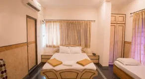 Collection O 74810 Hotel Suriya International - Image 5