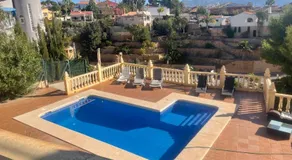 Chalet con vista al mar - Image 3